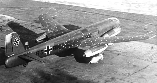 Junkers Ju 287, a prototype four-engine bomber with forward-swept wings. Only two were built, and it took its maiden flight in August 1944. (Author unknown)